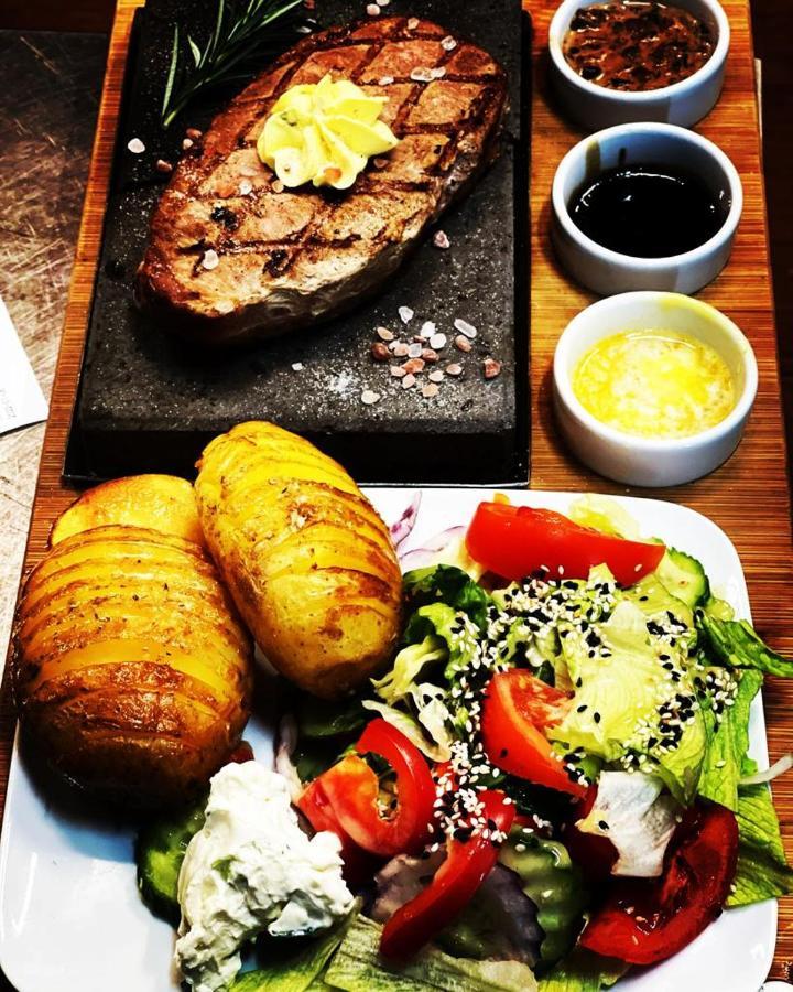 Restauracja I Noclegi Izba Rybacka W Krainie Wygaslych Wulkanow Podgorki エクステリア 写真